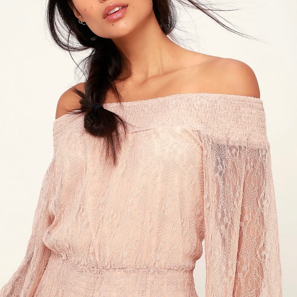 NWT Lulus Dreams of Romance Blush Pink Lace Off-the-Shoulder Dress. XS
